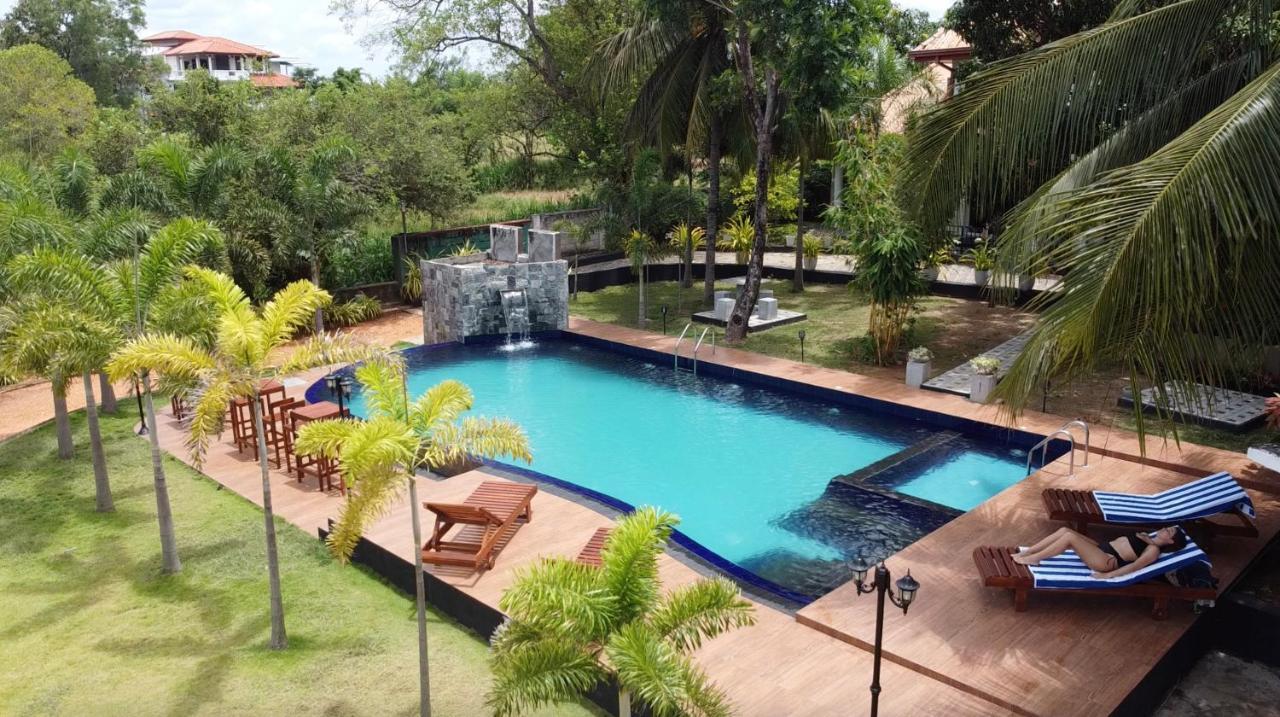 White Land City Hotel Dambulla Kültér fotó