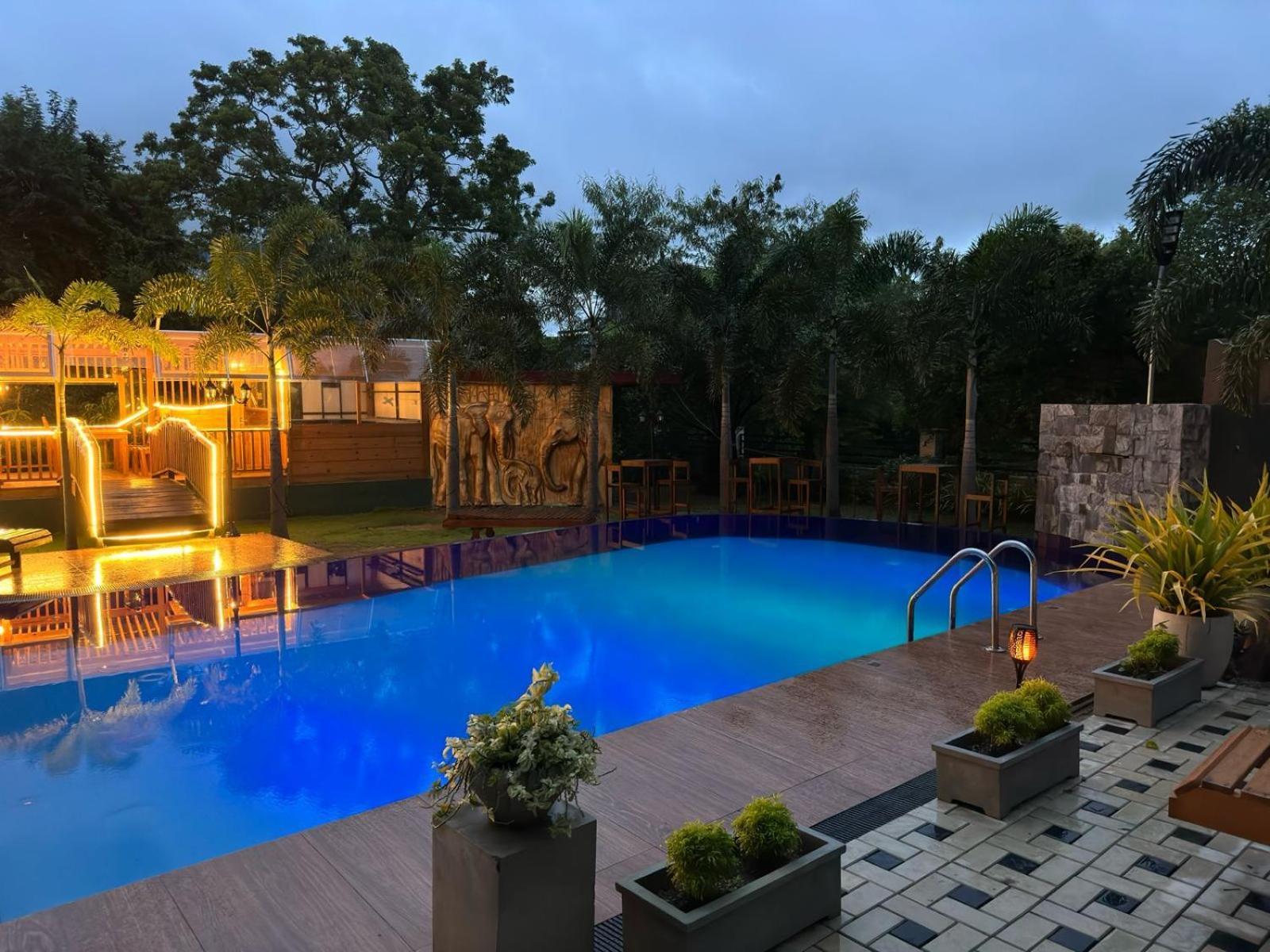 White Land City Hotel Dambulla Kültér fotó