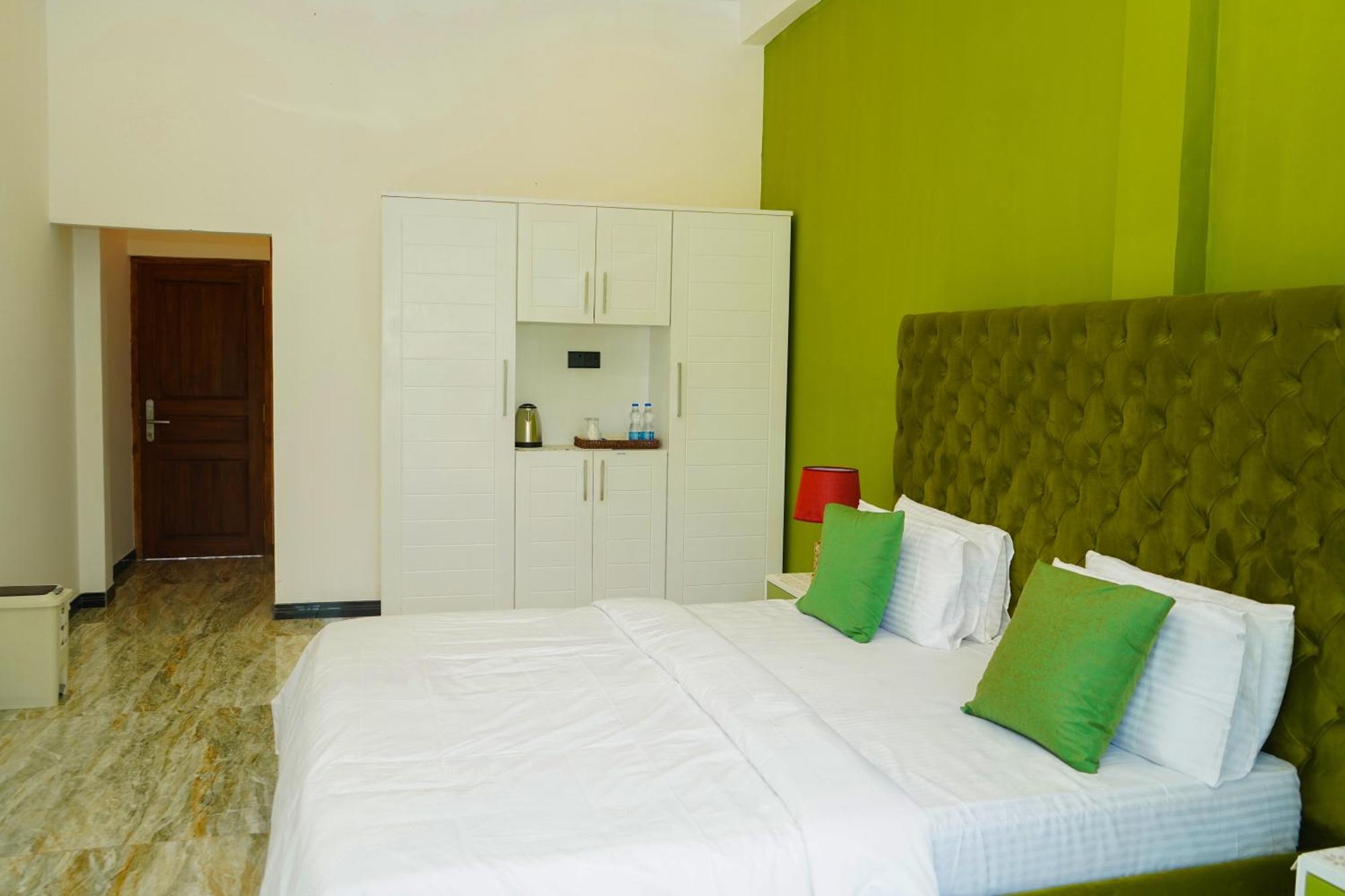 White Land City Hotel Dambulla Kültér fotó